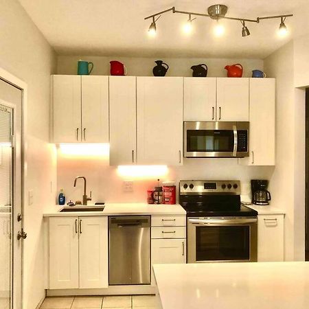 Two Bedroom Gem By Lake Nokomis Minneapolis Eksteriør billede